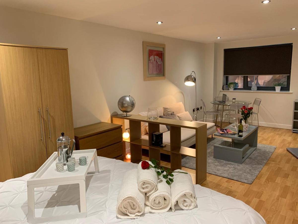 Modern, City Centre, Studio Apartment With Free Wifi, Gym Access, Netflix - West One เชฟฟิลด์ ภายนอก รูปภาพ